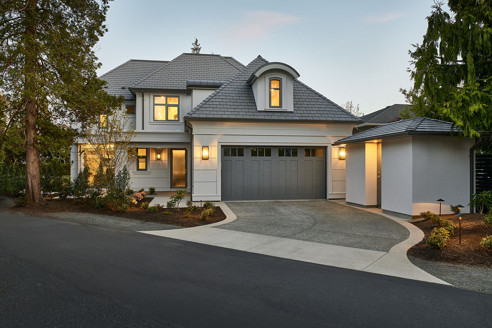 garage exterior of Margate home